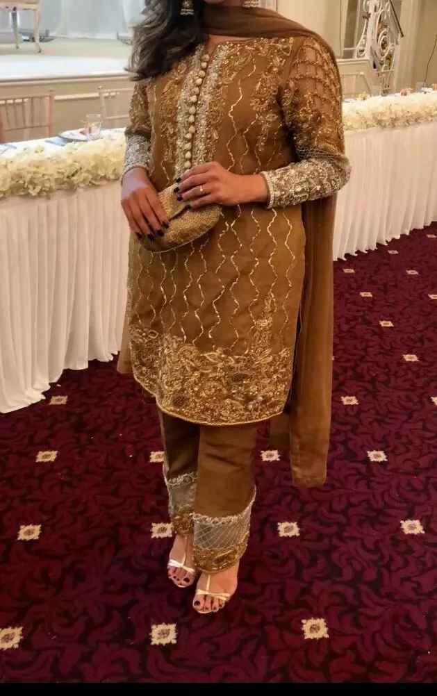 Asian wedding hotsell salwar kameez
