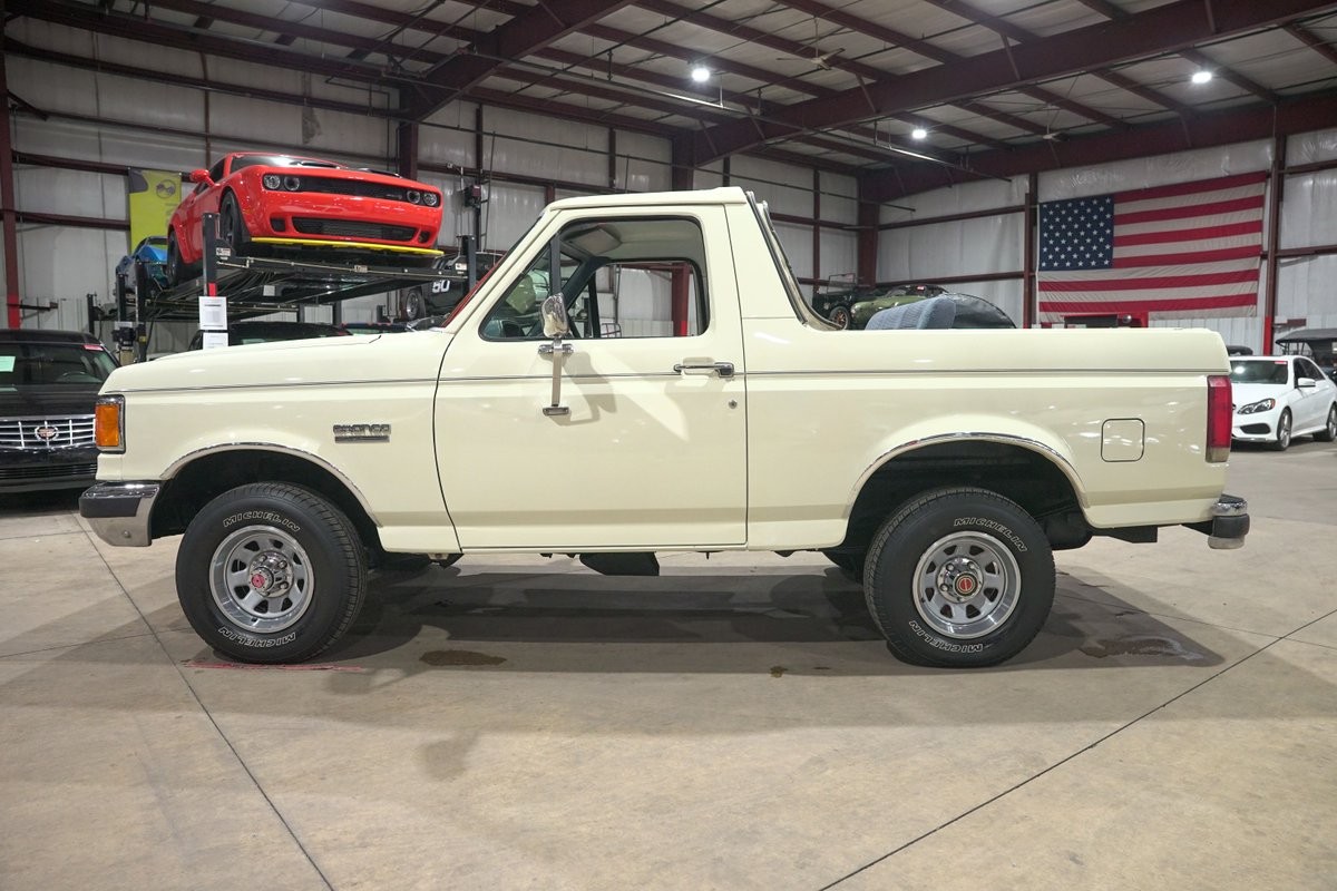 1990 Ford Bronco for sale in Grand Rapids Michigan