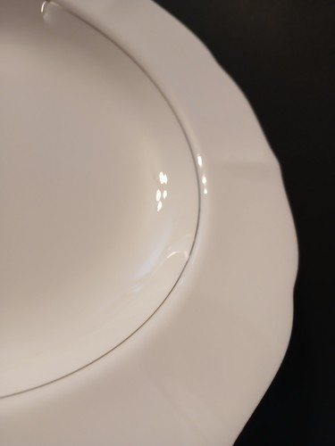 Set Of 4 Mikasa Silver Moon Rimmed Soup Bowls 9" Bone China White Platinum CAP02 - Picture 6 of 9