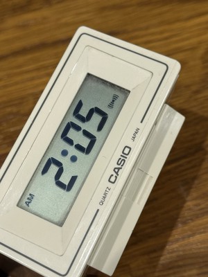 CASIO DQ-550 Vintage Clock COMPACT QUARTZ LCD DIGITAL TABLE TRAVEL Rare 