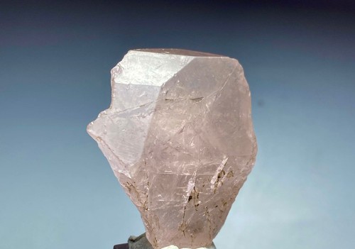 126 Carats Beautiful Natural Morganite Crystal From Afghanistan - Picture 4 of 9