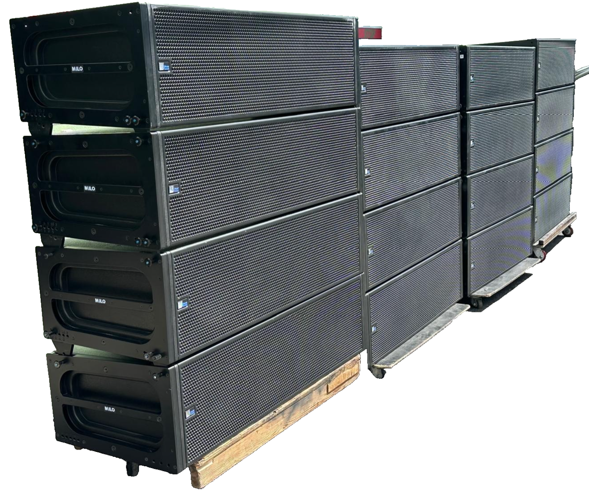 Meyer Milo Line Array Powered Loudspeaker (Lot of 16