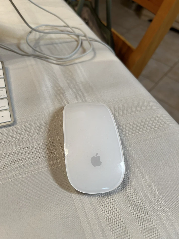 iMac 21.5” (Late 2015) i5 1.6GHz 8GB RAM 1TB High sierra OS. Cleaned & Tested. - Image 3 of 4