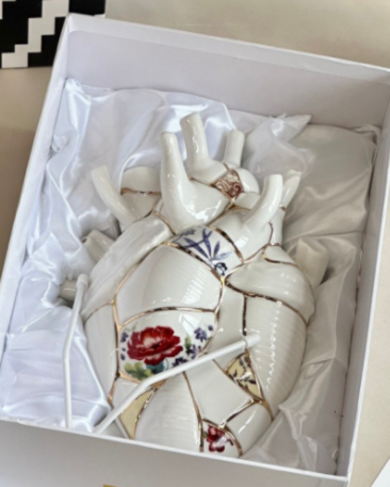 Collectible Ceramic Heart - Shaped Vase Desktop Decoration Gift Box Set Gift