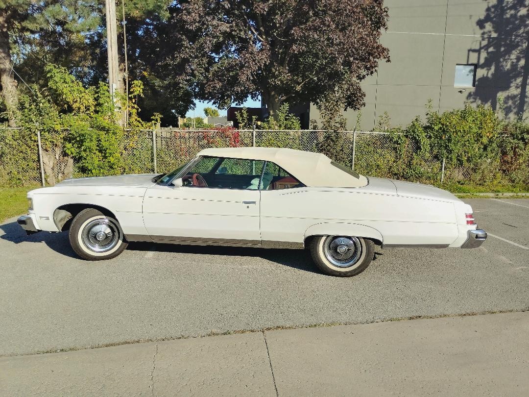 1975 Pontiac Bonneville for sale in Buffalo New York