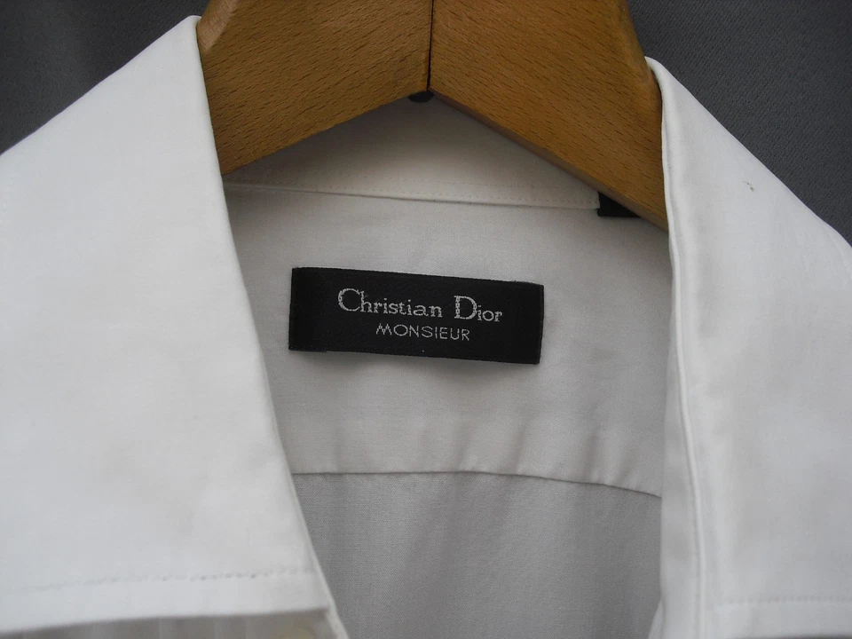 Christian Dior pleat front tuxedo shirt white 44" chest max double cuff 15 1/2 - Image 3 of 4