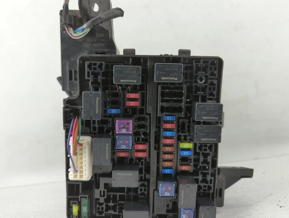2017 三菱 Mirage Fusebox 熔断器盒继电器模块 YZSMD — 第 4/4 张图片
