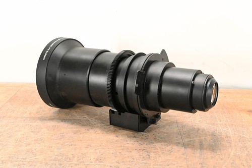 Christie ILS Lens 0.73:1 SX+ / 0.67:1 HD 0.95" 3-Chip Lens CG01LP7 - Photo 4/13