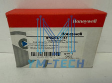 NEW Honeywell R7849A1015 Fast Shipping