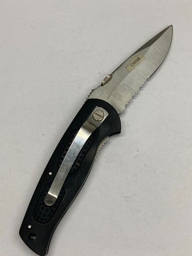 Jaquar Black Folding Knife w/Combo Blade, Thumb Knob, Liner YK-4413BK - Picture 6 of 18