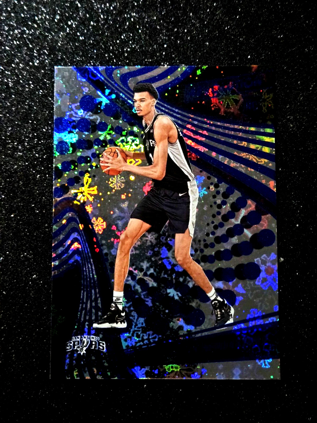 2023-24 Panini Revolution Victor Wembanyama Rookie Holo Foil Winter RC #104 💥 view 4