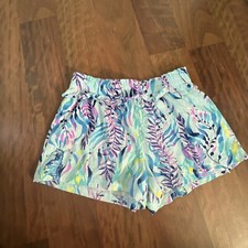 Lilly Pulitzer Shorts Girls Medium Blue Elastic Waist Floral Bermudas Medium 6-7