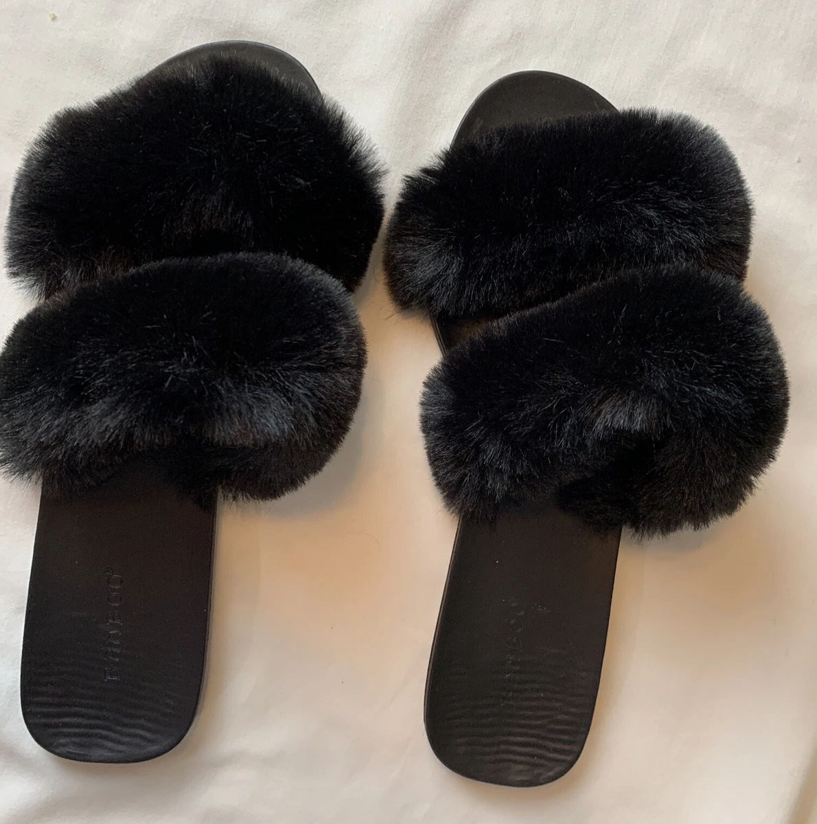 Bamboo fur online slides with strap
