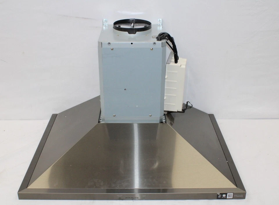 Campana extractora convertible de montaje en pared LG 30" con 5 velocidades 600 CFM, HCED3015D Foto 2 de 4