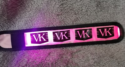 Baby Rosa VK Werbe Sammlerstück LED Leucht Snap Band Armband