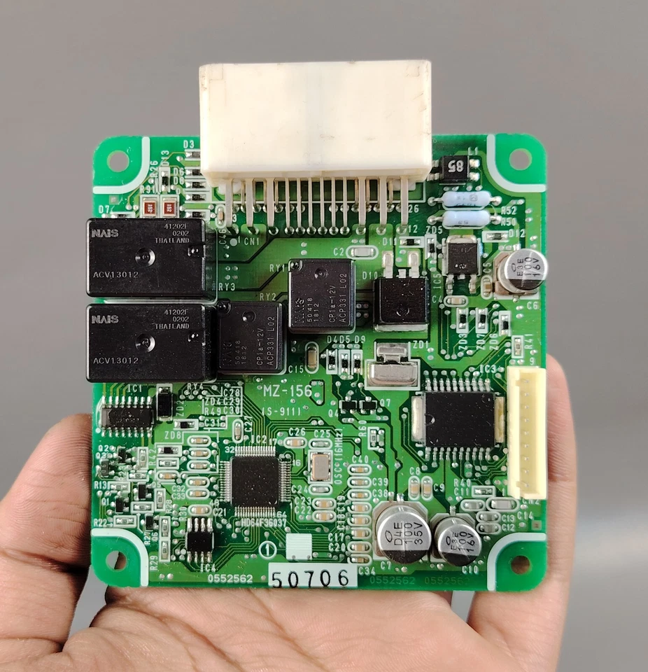 Suzuki Grand Vitara 2008 base Luxury Xport 2,7 L 4x4 módulo TCM 38885-65J00 Foto 4 de 4