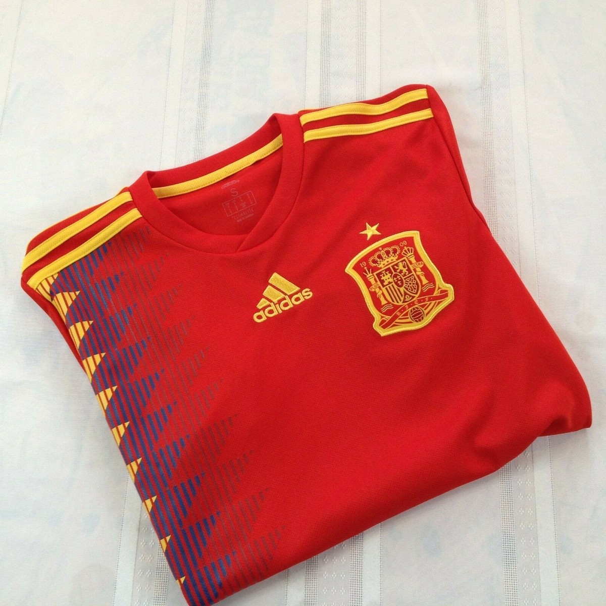 ADIDAS Climalite Graphic Embroidered Spain #8 Soccer Jersey Men's