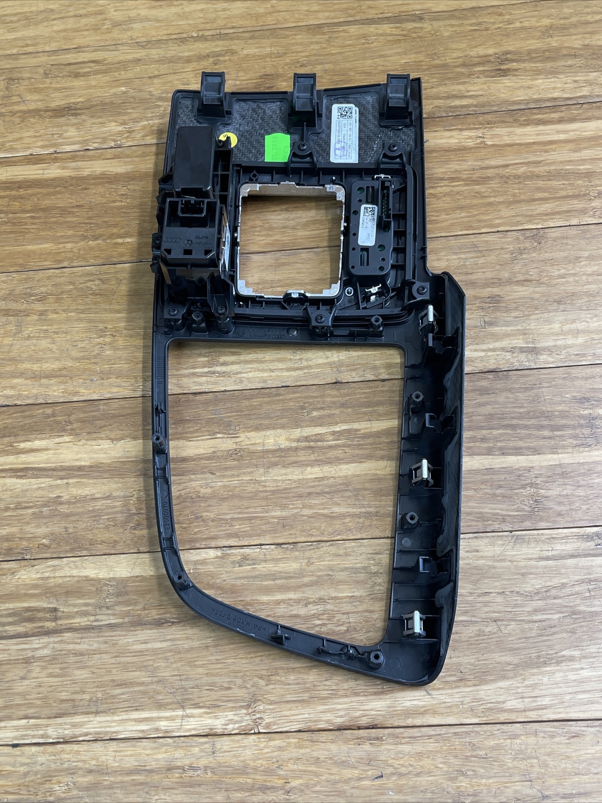 2017-2023 Audi R8 4S Center Console Carbon Fiber Trim Insert OEM *NOTE
