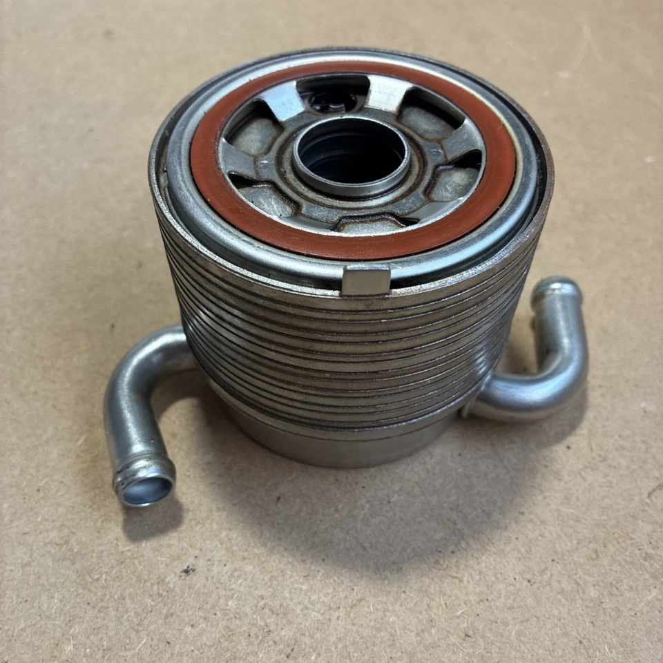 SUBARU FORESTER 1998-2005, 2007-2008 ENFRIADOR DE ACEITE DE MOTOR 345-06421534 21311AA010 Foto 3 de 4