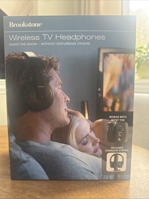 Brookstone 2.4 GHz Digital UHF Technology Wireless TV Headphones Over Ear - NIB