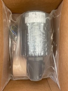 NEW Bodine Electric Company 34R4BFC1-3F 115v 1A 57RPM 1/15HP Electric gearmotor