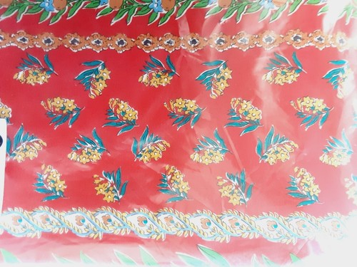 Tablecloth Acrylic Coated Made In France Red Multicolor Olives Floral 60x96 NEW - Picture 2 of 4
