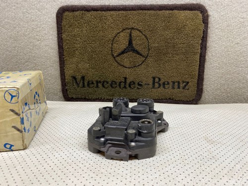 Mercedes Benz W201 Ignition Control Box NOS - Picture 2 of 7