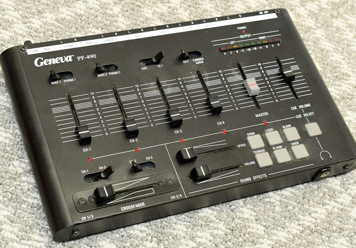 Geneva PF-492 Stereo DJ Mixer / Crossfader w/ Built in Sound