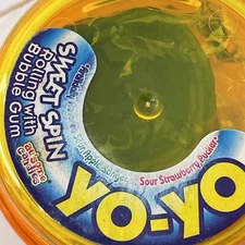 Vintage Sweet Spin Plastic Yo-Yo Rolling with Bubble Gum Sour Strawberry