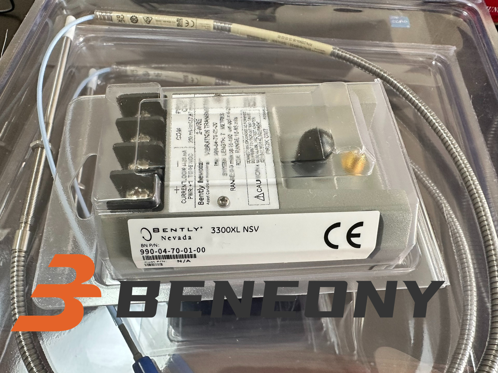 BENTLY NEVADA 990-04-70-01-00 Vibration Transmitter NEW FedEx/DHL