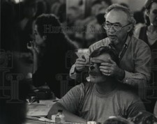 1988 Press Photo Christopher Russo helps Noel Gentz with Winnie the Pooh makeup.