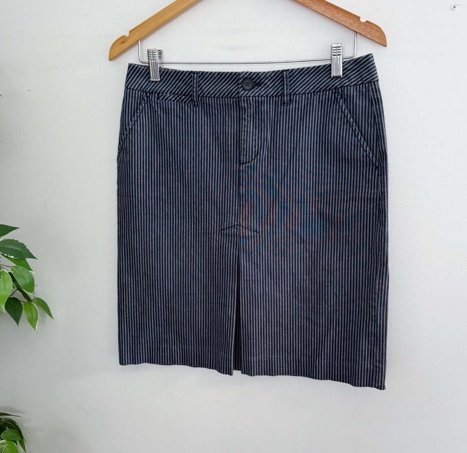Esprit Women's Size 8 Straight Skirt Knee Length Blue Stripe Pattern Pockets
