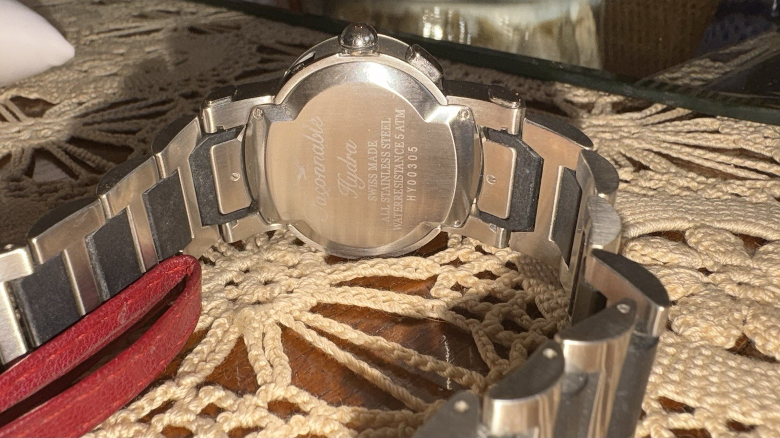 Facconable Quartz Watch - image 3