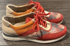 Vaneli Sport Red Orange Tan lace up sneaker womens Sz 9 Rainbow Colorful