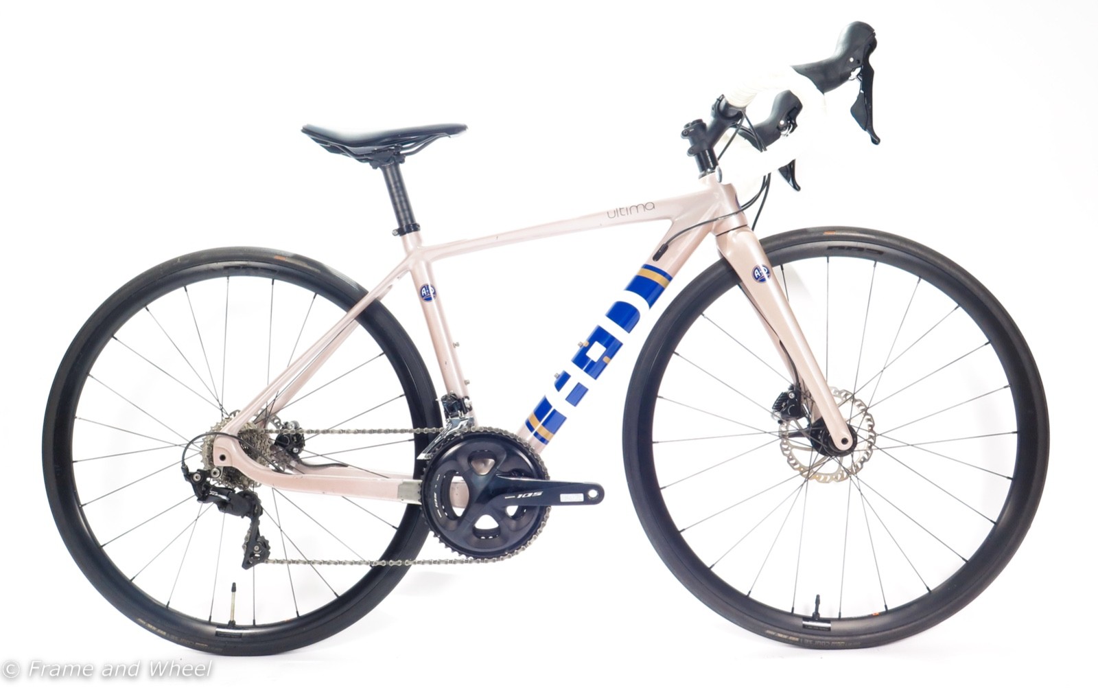 A-D Ultima Carbon Disc Limited 45cm carbon road bike Shimano 105 2x11 speed PR2