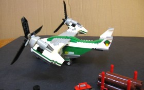 RETIRED LEGO CITY SET 60021 - CARGO HELIPLANE 100% COMPLETE