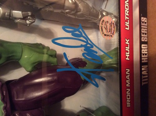 SIGNED Stan Lee Marvel Avengers Ultron Titan Hero Series 6 Figure Set Target New - Picture 9 of 10