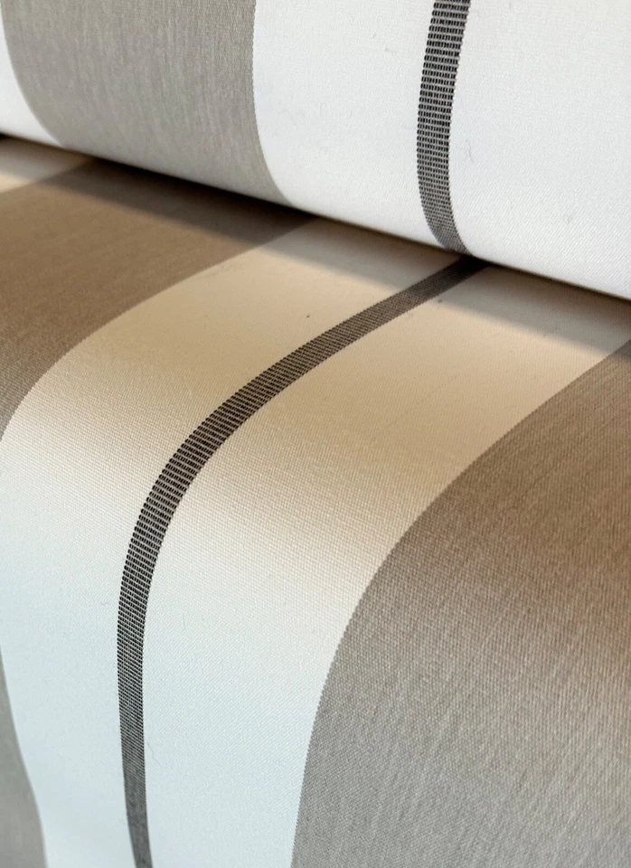 SOMBRILLA SOMBRA EXTERIOR IMPERMEABLE TELA EQUIPARA CACHEMIR 4709 47" ANCHO POR YARDA Foto 3 de 4