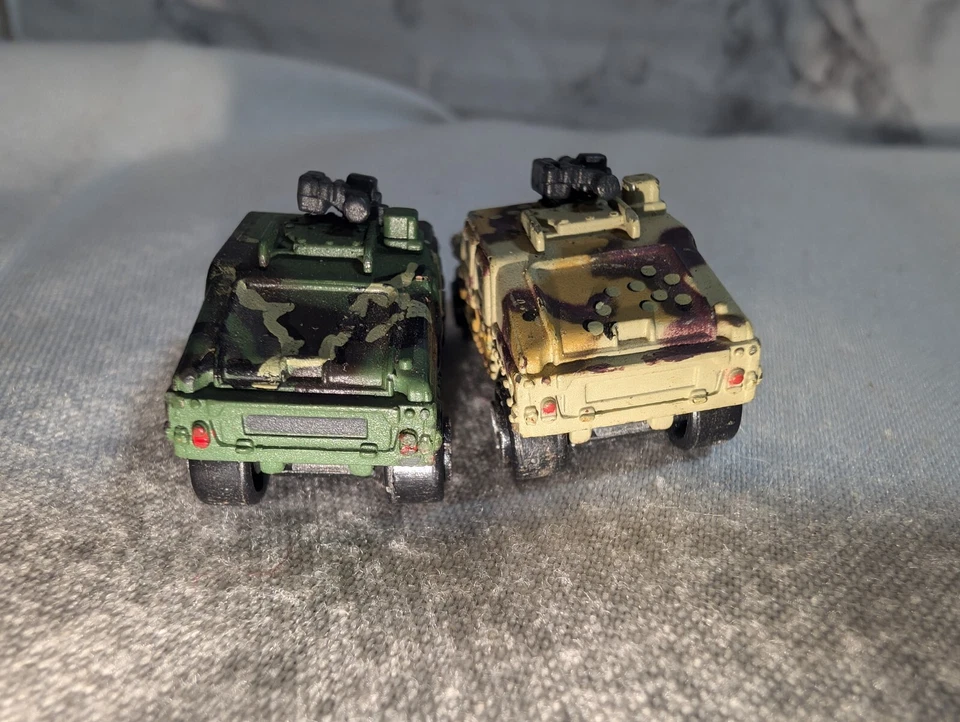 2x Micro Machine Military Cream Camo & Green Camo Hummer Humvee - Image 3 of 4