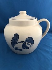 Pfaltzgraff Yorktowne LARGE Bean Pot with Lid  70 Excellent Condition 6" Tall