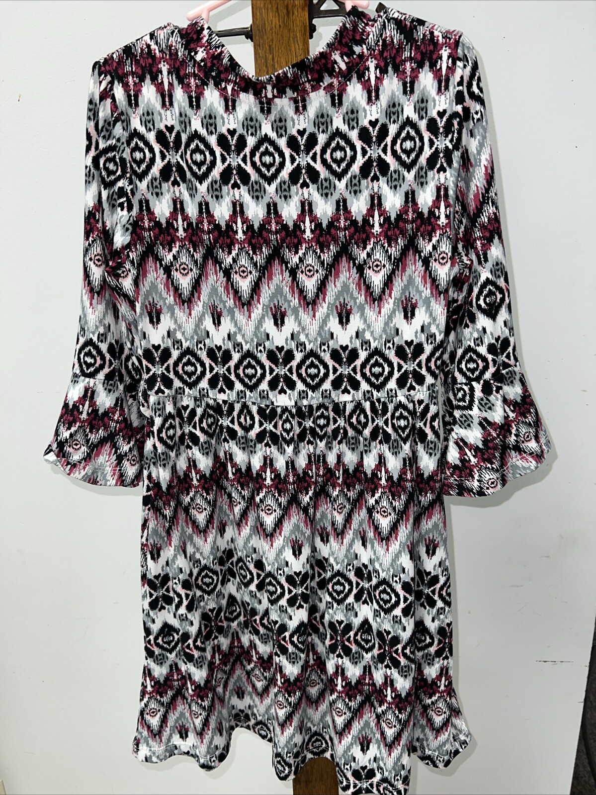 Picture 3 of 4
