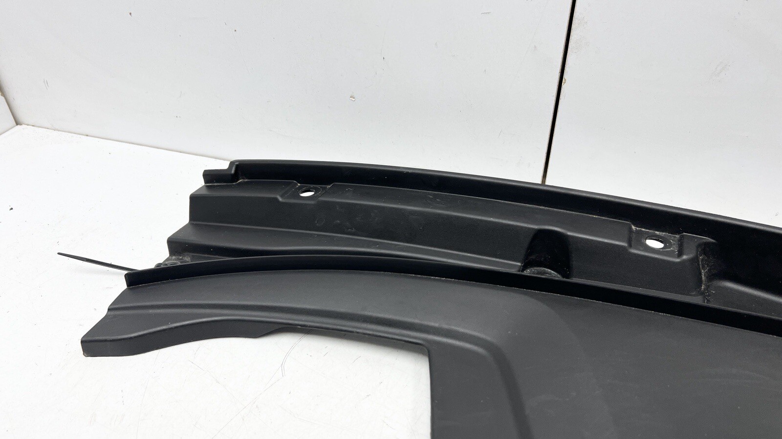 ⭐️2017-2020 MASERATI LEVANTE ENGINE BAY COWL PANEL RIGHT SIDE TRIM COVER OEM
