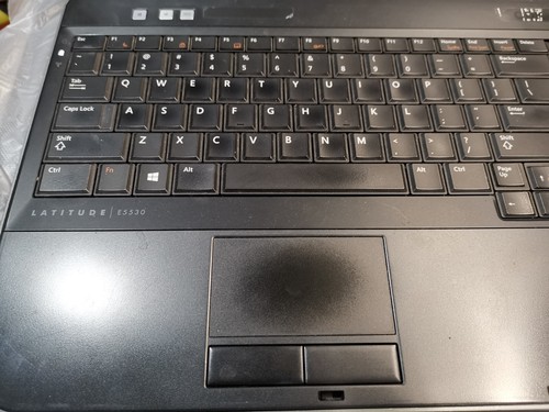 Dell Latitude E5530 i5-3230M 2.6Ghz 4GB 240GB SSD HDD Wifi HDMI DVDRW - BGrade - Picture 9 of 11