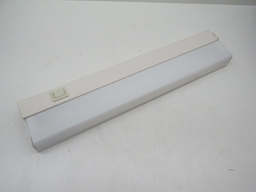 Accesorio de luz de cadena margarita debajo del gabinete DMF Lighting UC122 - Imagen 4 de 11