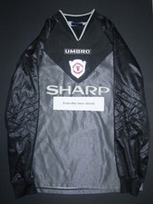 1997-1999 Umbro Manchester United Long Sleeve Goalkeeper Jersey Shirt Kit Black