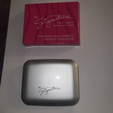 Mary Kay Signature Color Mirror Compact 2502 NEW in BOX