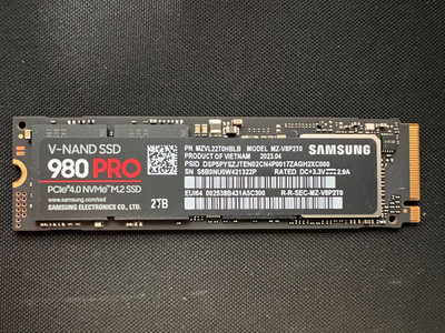 SAMSUNG 980 PRO 2TB M.2 2280 PCIe Gen 4.0x4 NVMe Solid State Drive (SSD)