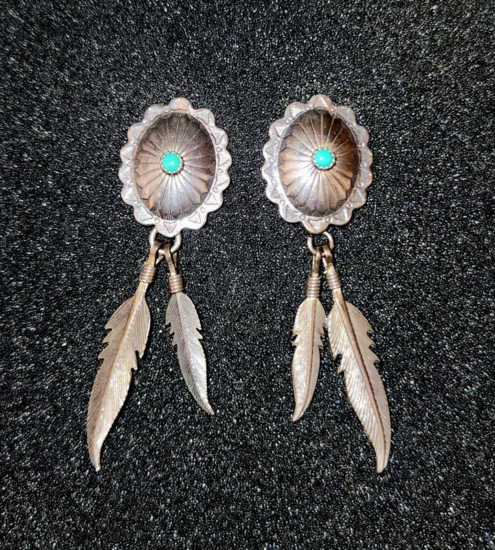 VINTAGE NAVAJO TRIBE STERLING SILVER CONCHO + TURQUOISE STONE DANGLE EARRINGS