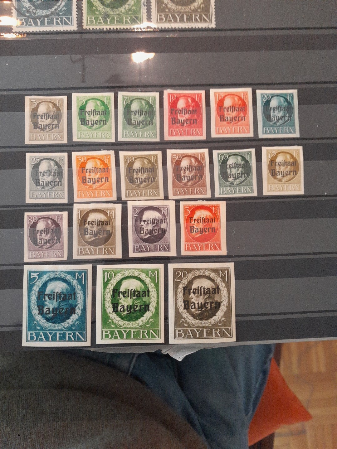 Foto 1 di 6