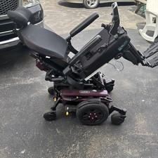 Stretto Quantum I Level Edge 3 Power Wheelchair With Charger